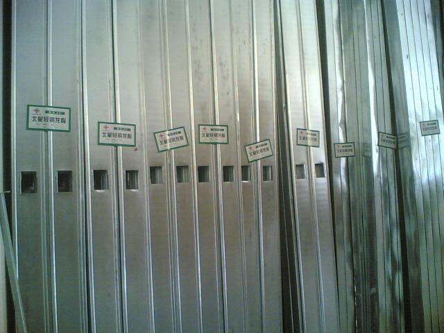 輕鋼龍骨 批量發(fā)貨