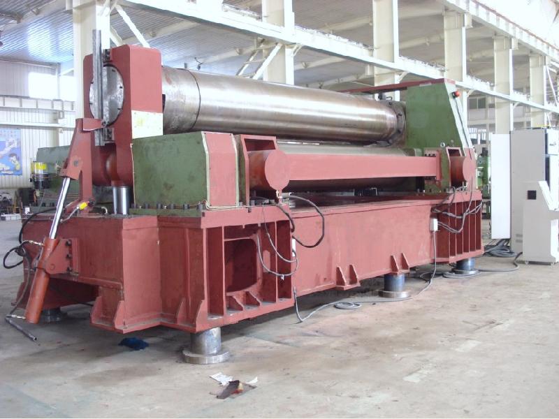 供應(yīng)南通水平下調(diào)式三輥卷板機(jī)