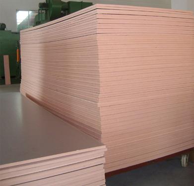 供應廠家直銷厚5公分容重50公斤酚醛保溫板