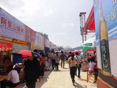 供應美食節(jié)篷房與啤酒節(jié)篷房-廣州帳篷租賃-玉林篷房出租-玉林篷房租賃