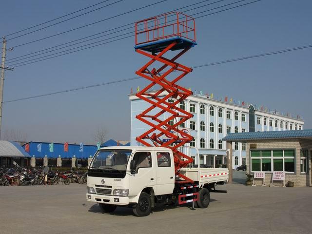 供應(yīng)車載式升降機(jī)價格