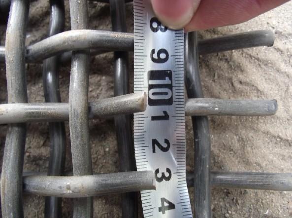 供應(yīng)青島黑鋼軋花網(wǎng)青島鐵絲網(wǎng)鋼絲網(wǎng)