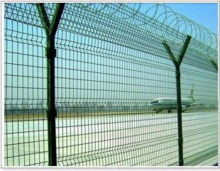 供應(yīng)青島機(jī)場護(hù)欄網(wǎng)圍欄網(wǎng)防護(hù)網(wǎng)
