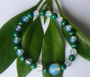 供應(yīng)*蛋白石手鏈供應(yīng)商  *石蛋白石那有賣的 *石批發(fā)