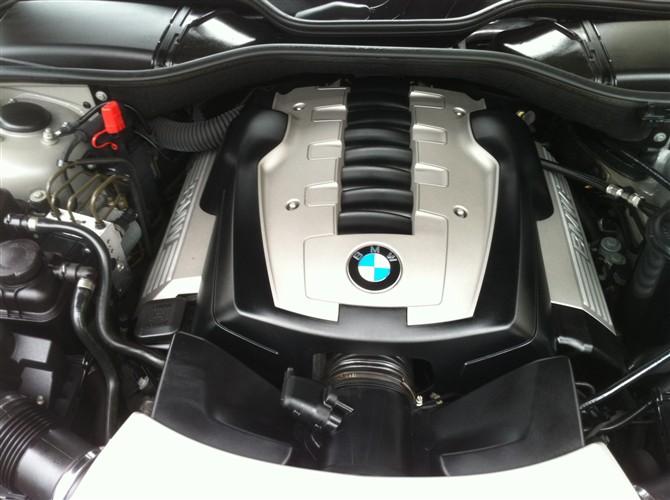 供應(yīng)寶馬750LI無匙啟動 電素門 后DVD 倒車影像