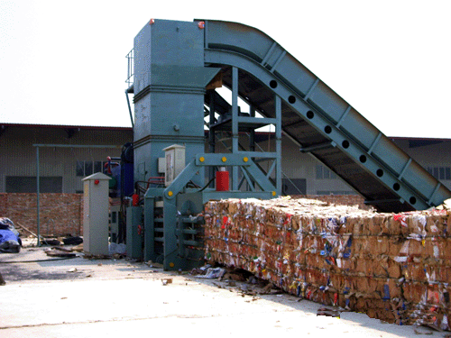 全自動(dòng)廢紙箱打包機(jī)圖片