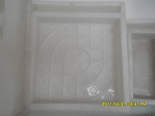 供應路沿石模盒價格