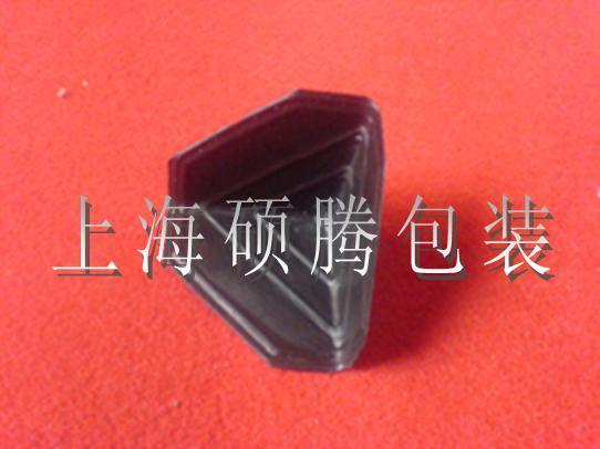 三面包角/三面塑料護(hù)角圖片