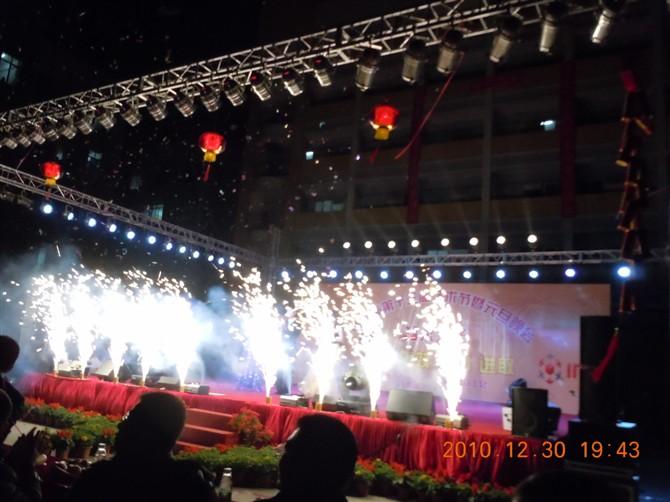 深圳舞臺出租13421844494燈光出租圖片