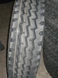 全新重卡輪胎圖片