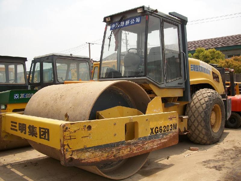 二手徐工202J壓路機(jī)徐工20噸壓路機(jī)報價2手20噸震動壓路機(jī)價格