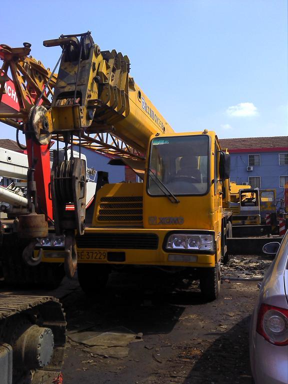 供應(yīng)二手徐工8噸汽車吊，二手徐工16噸汽車吊，上海吊車市場(chǎng)