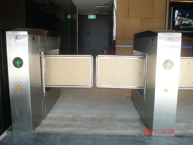 供應(yīng)2012款擺閘立柱擺閘圓柱擺閘