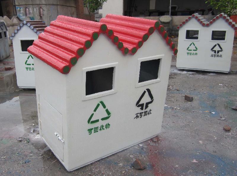 豐臺區(qū)玻璃鋼果皮箱圖片