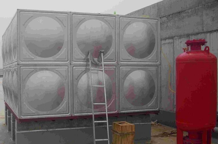 鄂爾多斯不銹鋼消防水箱沖壓板圖片