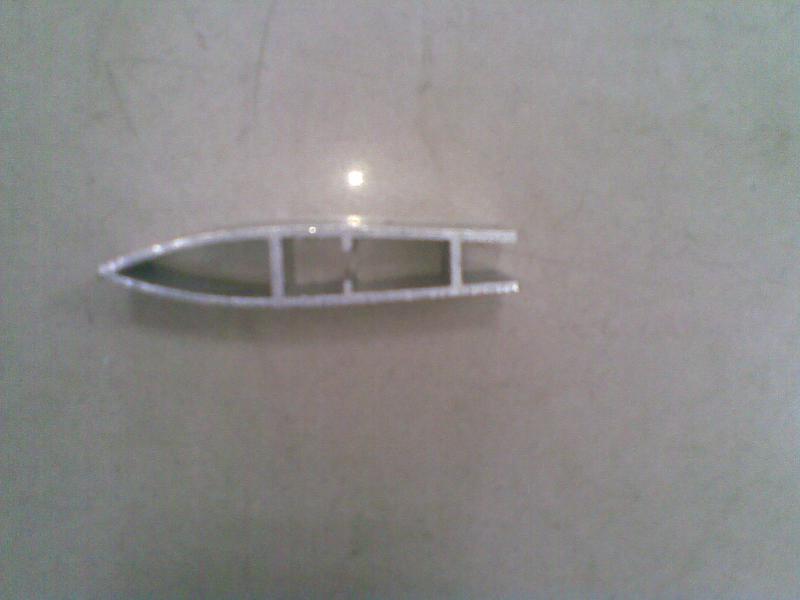 供應(yīng)上海鋁擠型材公司