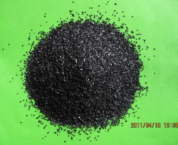 椰殼或殼活性炭圖片