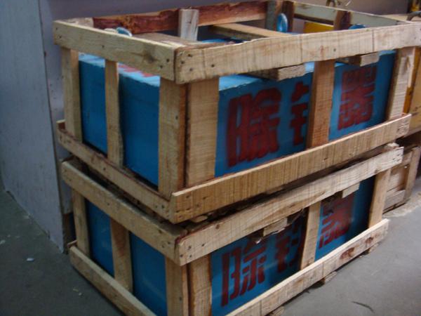 供應(yīng)石家莊懸掛式除鐵器，石家莊永磁除鐵器批發(fā)，石家莊強磁板生產(chǎn)