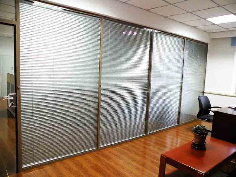 供應單層鋼化玻璃隔斷銷售