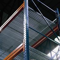 供應(yīng)鋼格板/踏步板/格柵板/平臺板