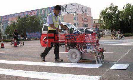 供應(yīng)桂豐交通承接道路劃線/停車場劃線車位劃線/車道劃線實(shí)惠