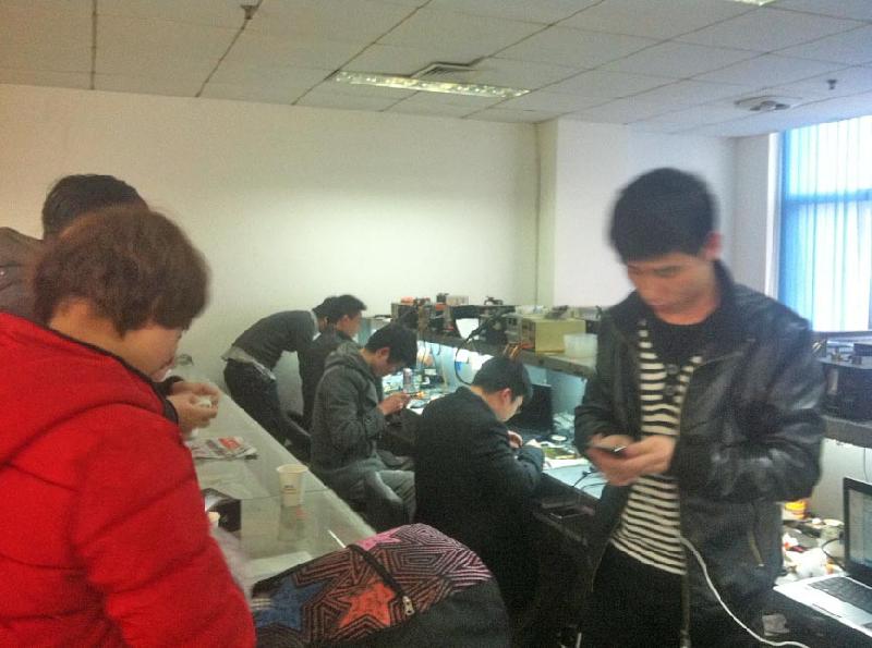 長(zhǎng)沙iphone手機(jī)進(jìn)水不開(kāi)機(jī)故障維修