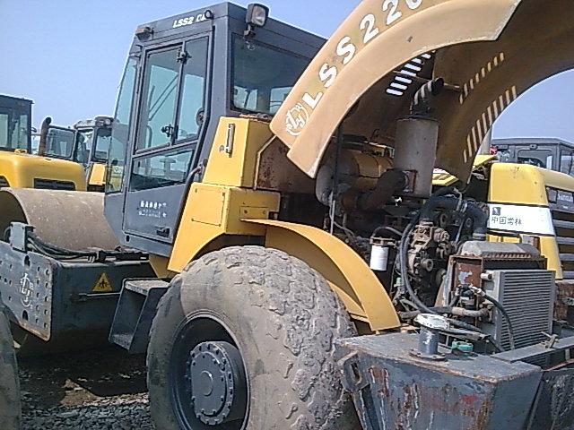 河南二手壓路機(jī)圖片