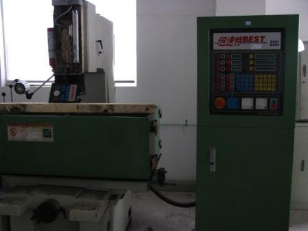 蘇州新區(qū)火花機(jī)維修圖片