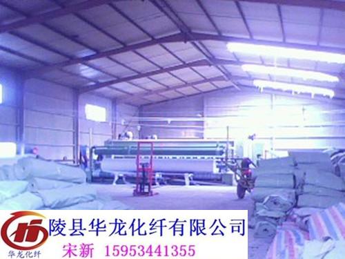 供應(yīng)500克防滲土工布價(jià)格