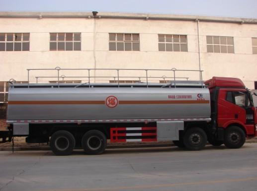 程力流動(dòng)加油車配備大功率油泵售車電話：0722-3228636