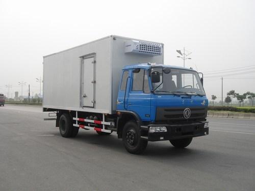 東風(fēng)153平頭冷藏車圖片
