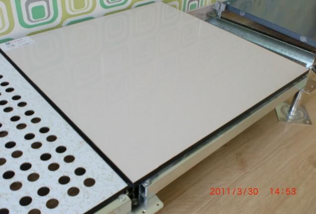 膠州潤田防靜電地板廠家直銷
