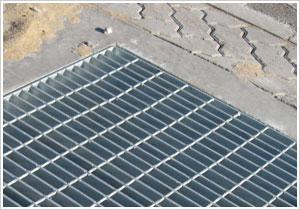 供應(yīng)鋼格板平臺(tái) 鋼格柵 格柵板 焊接鋼格板