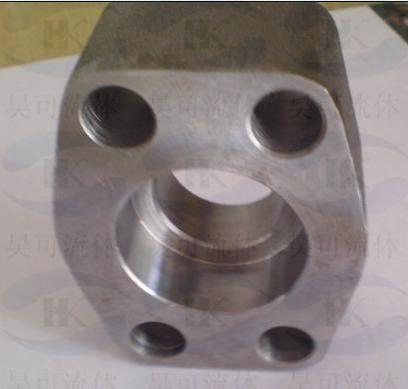 供應(yīng)彎頭/法蘭/三通現(xiàn)貨供應(yīng)