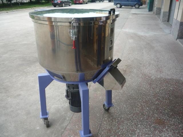 供應(yīng)東莞塑料攪拌機(jī)