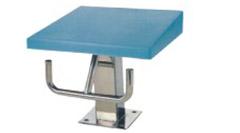 供應(yīng)比賽池設(shè)備