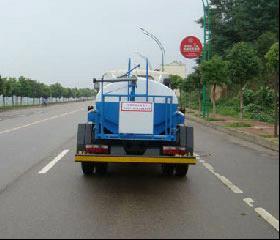 供應(yīng)東風(fēng)康霸綠化噴灑車