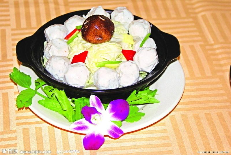 供應(yīng)*款肉丸機(jī)-旭眾肉丸機(jī)-*肉丸機(jī)-肉丸機(jī)價(jià)格-包心肉丸機(jī)