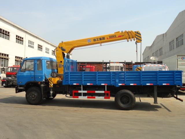 供應(yīng)隨車吊廠家直銷熱線13997867799