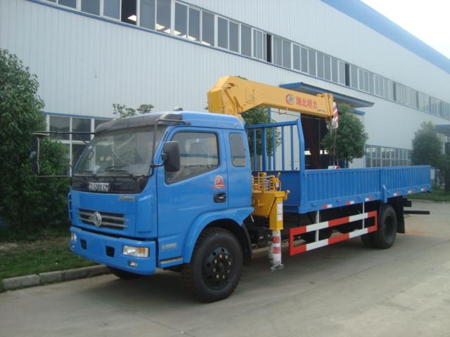 隨車起重運(yùn)輸車廠家直銷圖片