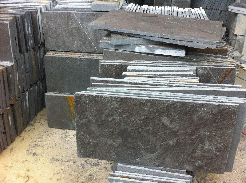 供應貴州那里有石材廠|貴陽自然石供應商|自然石生產(chǎn)廠家批發(fā)|貴陽石材廠家直銷電話