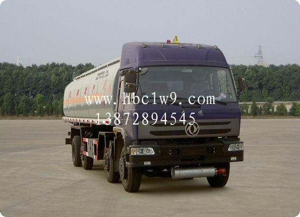 湖北程力專(zhuān)汽東風(fēng)前四后四加油車(chē)圖片