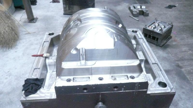 供應(yīng)汽車葉子板內(nèi)襯左右件模具制造，汽車內(nèi)襯左右塑料件模具設(shè)計(jì)凱豪