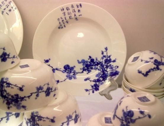 供應(yīng)餐具定做陶瓷餐具；陶瓷餐具廠家批發(fā)骨瓷餐具青花餐具*手工畫餐具