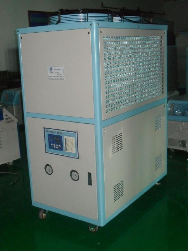 供应江苏冷水机/瀚信德风冷8HP