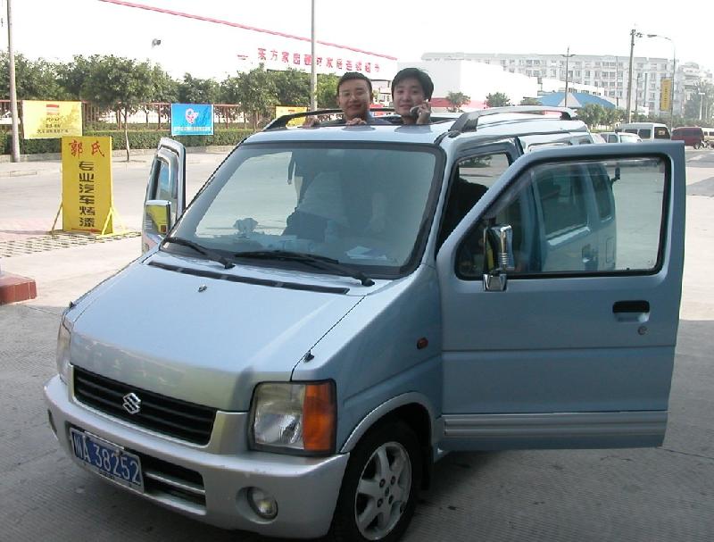 供應(yīng)汽車天窗的種類