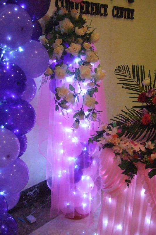 供應(yīng)酒店婚房布置 結(jié)婚新房裝飾 飄空氦氣球 氣球裝飾 場(chǎng)景布置酒