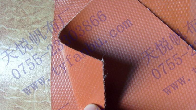 供應(yīng)用于防水，蓋布的pvc防水帆布、阻燃篷布、夾網(wǎng)布