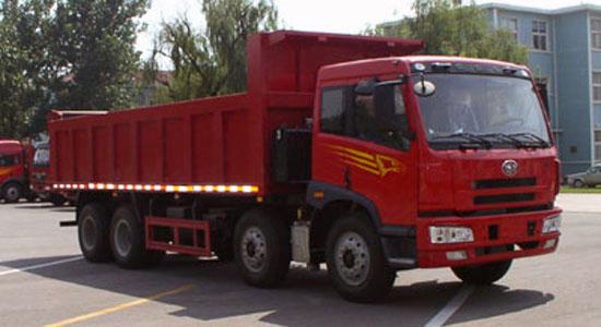 解放前四后八翻斗車湖北程力專汽圖片