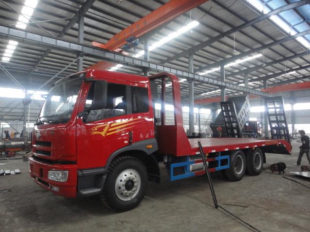供應(yīng)平板挖機(jī)運(yùn)輸車廠家